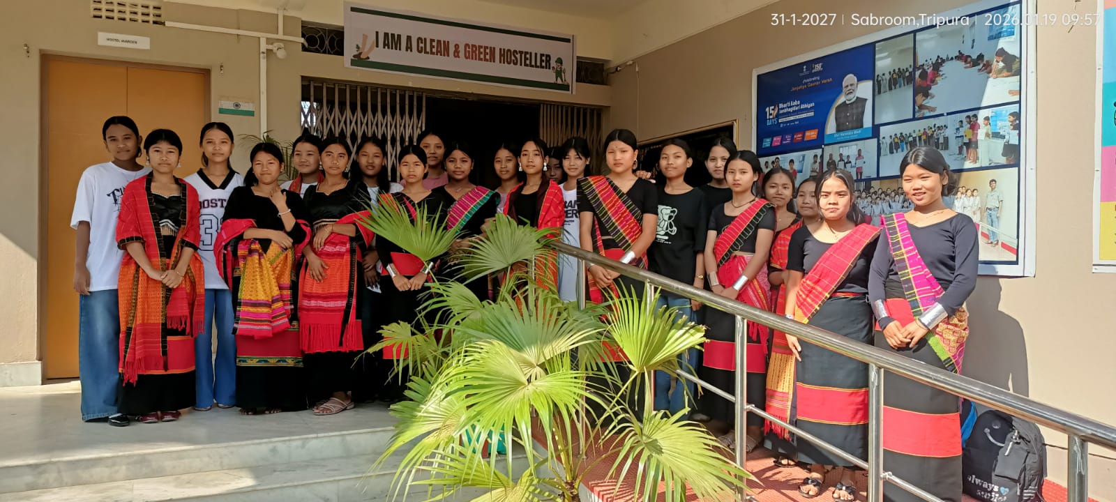 আজ সাব্রুম বালিকা জনজাতি হোস্টেলে অত্যন্ত উৎসাহ ও মর্যাদার সঙ্গে ককবরক দিবস পালন করা হয়।
