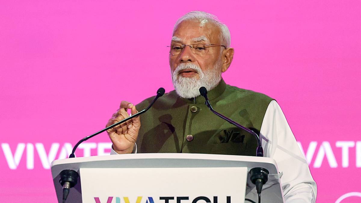 ‘আলোচনা ও কূটনীতির মাধ্যমে সব সংঘাতের সমাধান সম্ভব’, পশ্চিম এশিয়ায় শান্তির বার্তা মোদীর ‘আলোচনা ও কূটনীতির মাধ্যমে সব সংঘাতের সমাধান সম্ভব’, পশ্চিম এশিয়ায় শান্তির বার্তা মোদীর