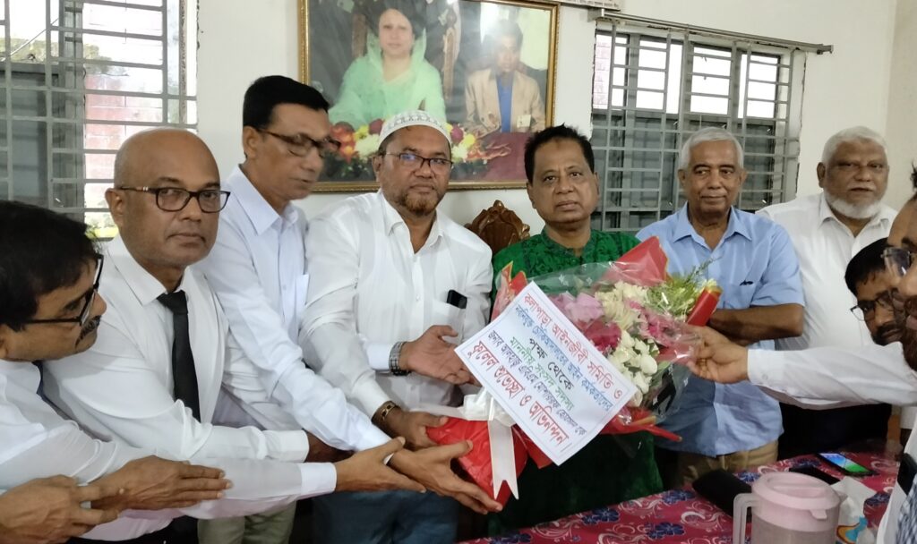 বিচার প্রার্থী মানুষের পক্ষে আইনজীবীদের আন্তরিকভাবে কাজ করার আহ্বান করেন- এমপি মোশাররফ