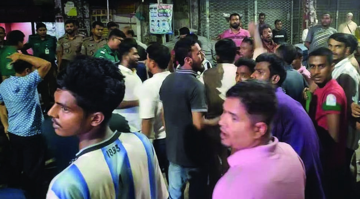 পল্টনে সিপিবি কার্যালয়ে বিএনপি নেতাকর্মীদের হামলা, আহত ২: ‘আওয়ামী ট্যাগ’ দিয়ে ঘেরাওয়ের অভিযোগ পল্টনে সিপিবি কার্যালয়ে বিএনপি নেতাকর্মীদের হামলা, আহত ২: ‘আওয়ামী ট্যাগ’ দিয়ে ঘেরাওয়ের অভিযোগ