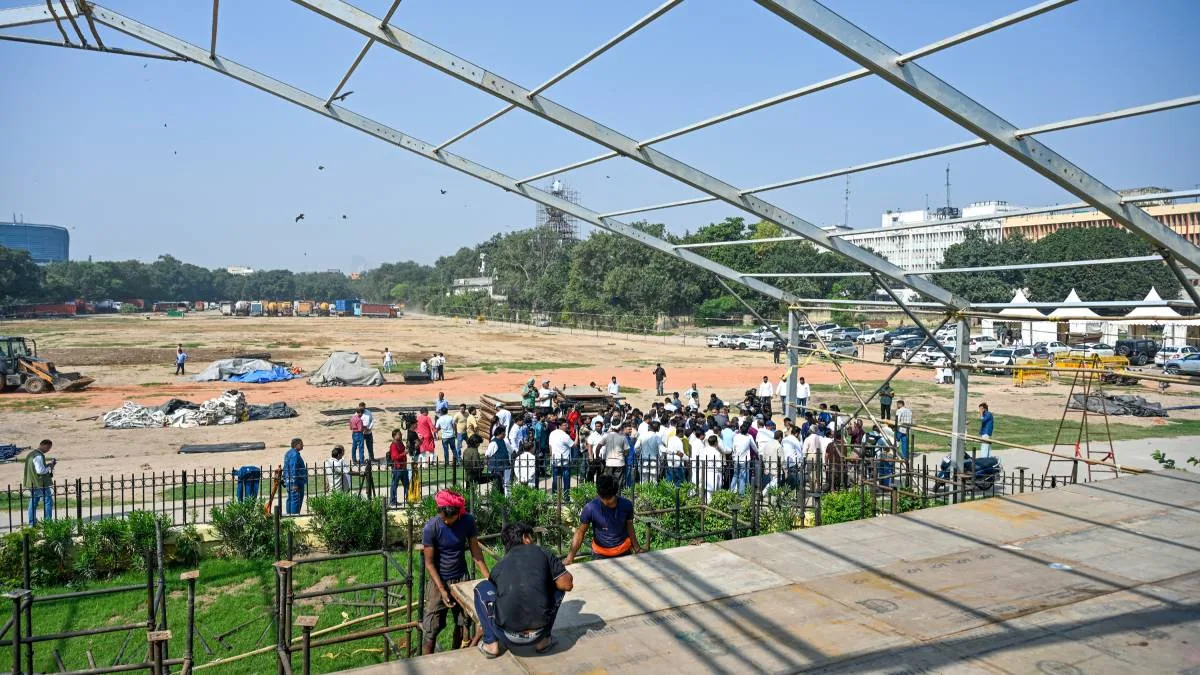 রামলীলা ময়দানে সভার ছাড়পত্র মিললেও মিছিলে আপত্তি পুলিশের! রামলীলায় জমায়েতের ডাক দীপকে-নেহার রামলীলা ময়দানে সভার ছাড়পত্র মিললেও মিছিলে আপত্তি পুলিশের! রামলীলায় জমায়েতের ডাক দীপকে-নেহার