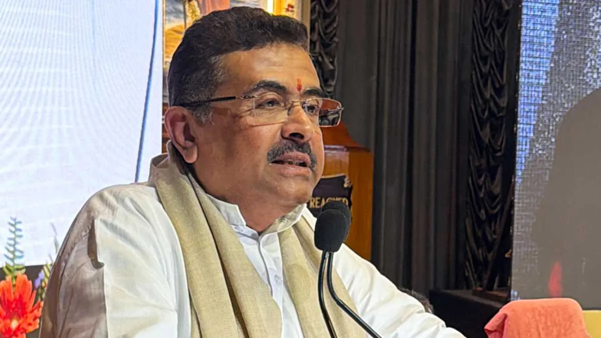 ‘চারিদিকে অনেক ছারপোকা বেরিয়েছে, হালকাভাবে নেবেন না’, সতর্কবার্তা মুখ্যমন্ত্রীর