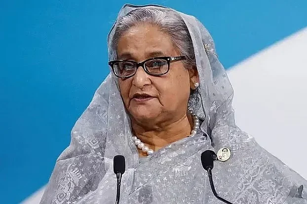 চরম ঝুঁকির মুখেও ডিসেম্বরেই বাংলাদেশে ফিরবেন শেখ হাসিনা, দিলেন কড়া বার্তা চরম ঝুঁকির মুখেও ডিসেম্বরেই বাংলাদেশে ফিরবেন শেখ হাসিনা, দিলেন কড়া বার্তা